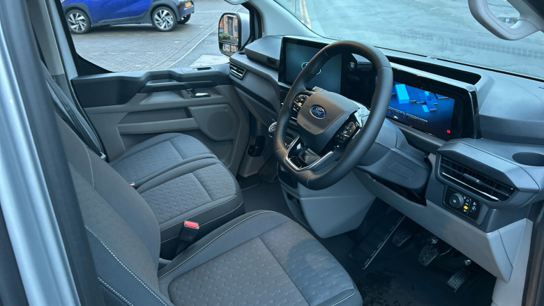 Ford Transit Custom 280 L1 Diesel Fwd 2.0 EcoBlue 136ps H1 Van Limited